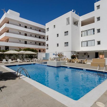 Apartamentos San Antonio Beach Eksteriør billede