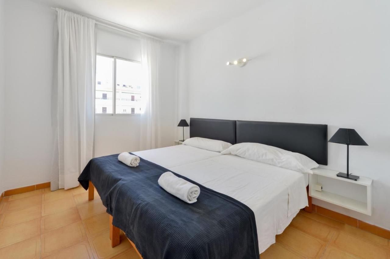 Apartamentos San Antonio Beach Eksteriør billede