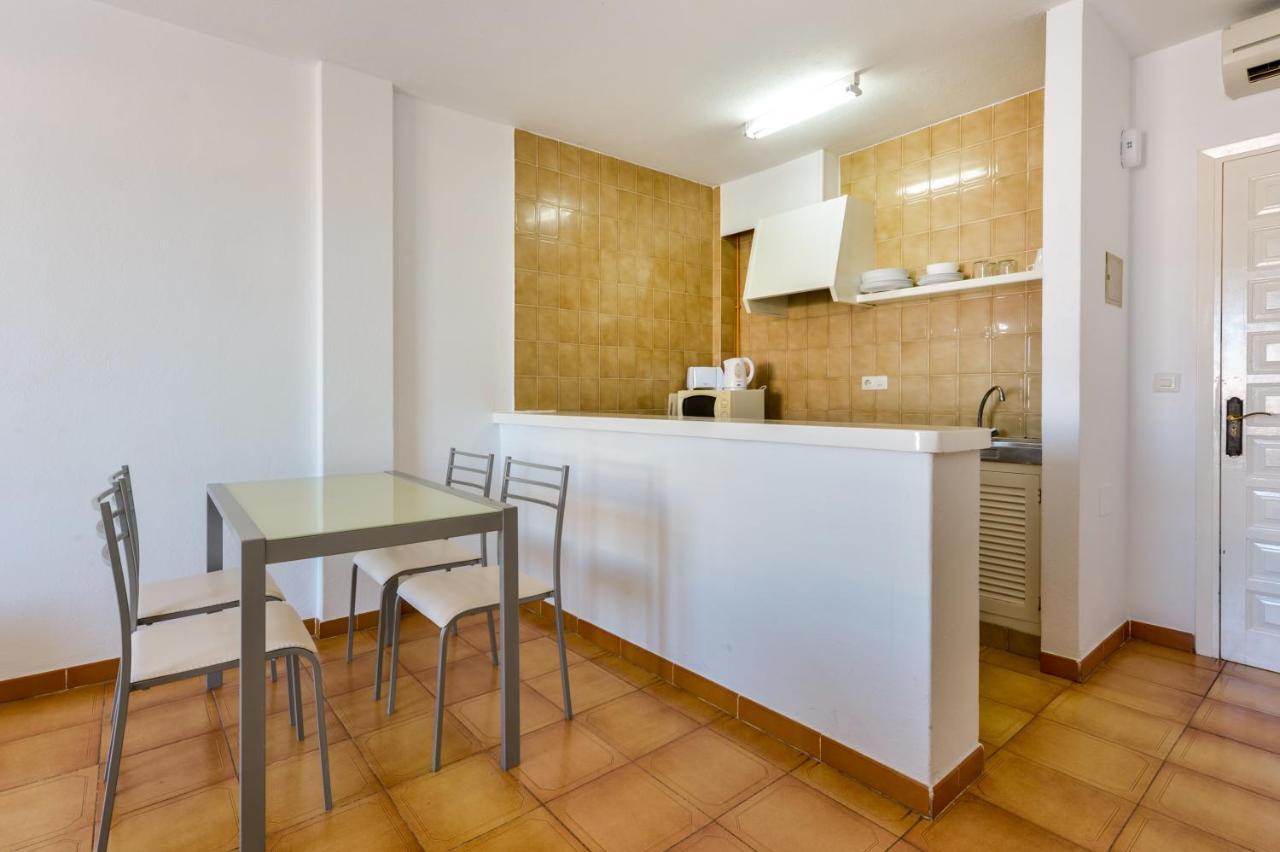 Apartamentos San Antonio Beach Eksteriør billede