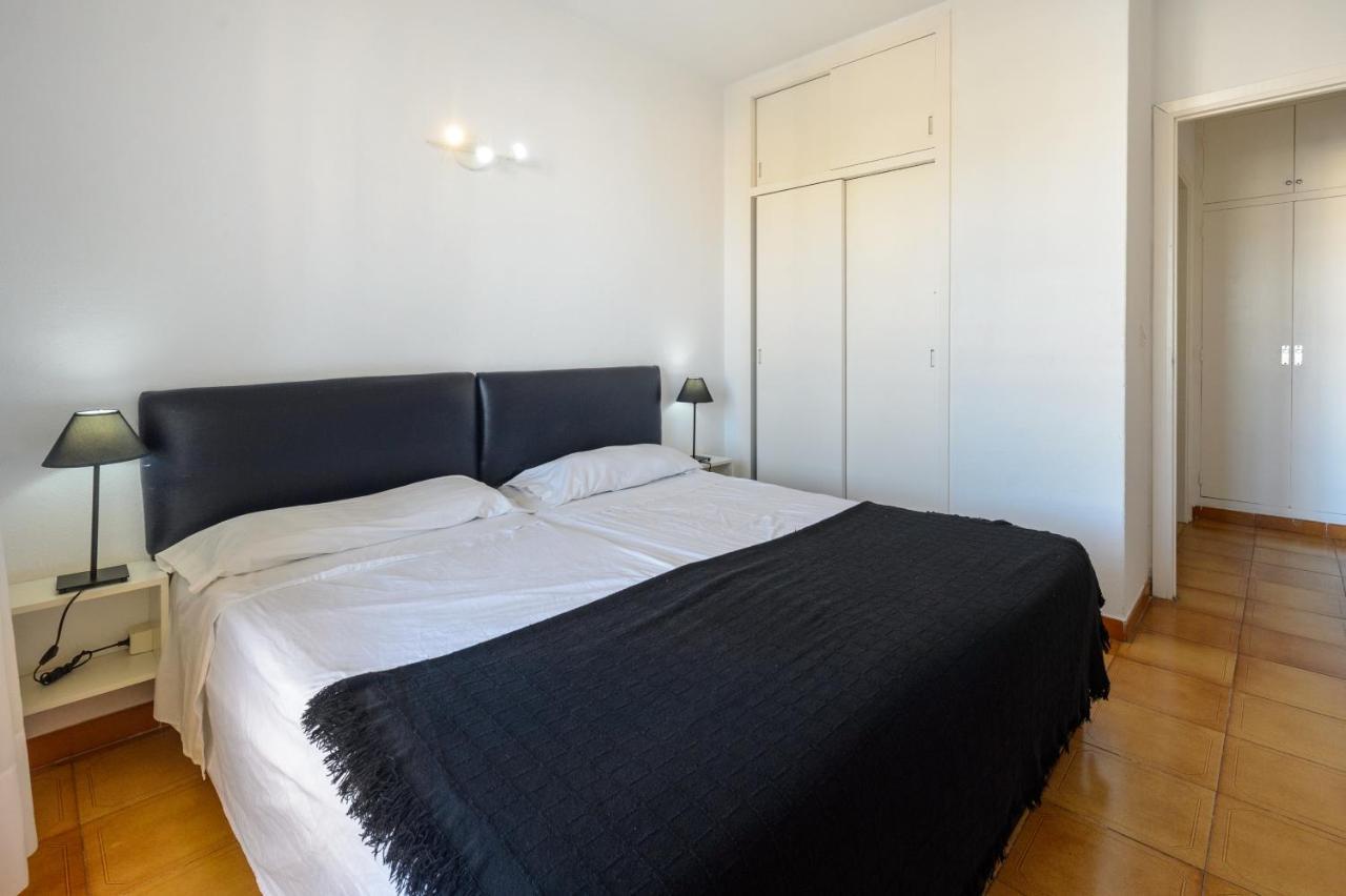 Apartamentos San Antonio Beach Eksteriør billede