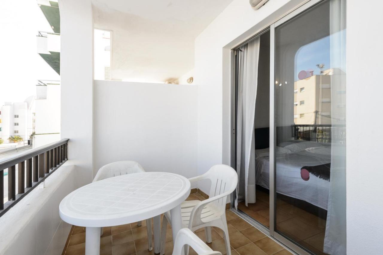 Apartamentos San Antonio Beach Eksteriør billede