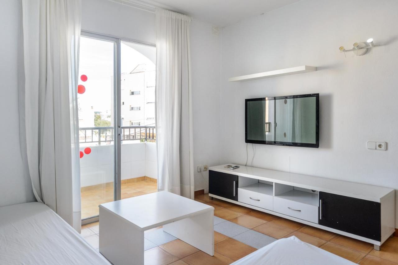 Apartamentos San Antonio Beach Eksteriør billede