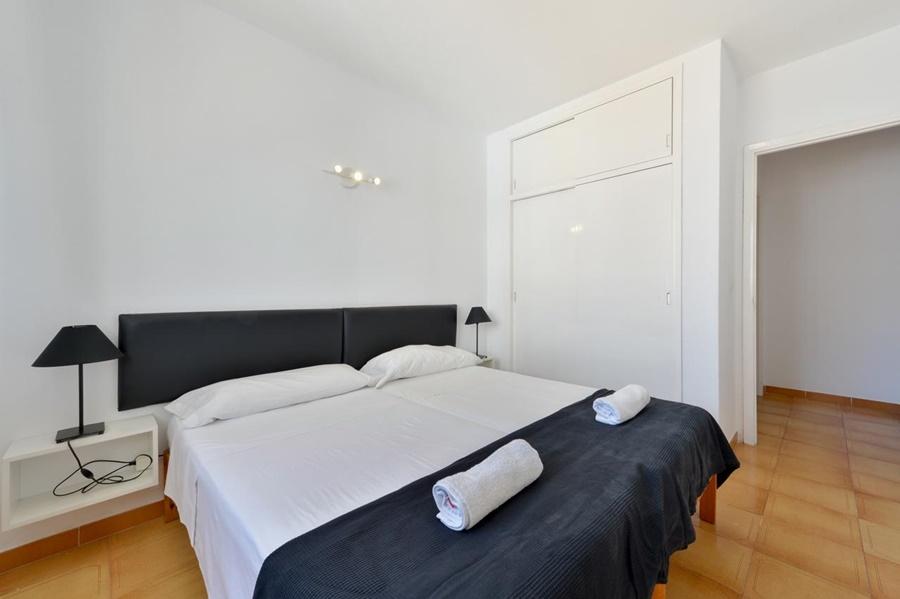 Apartamentos San Antonio Beach Eksteriør billede