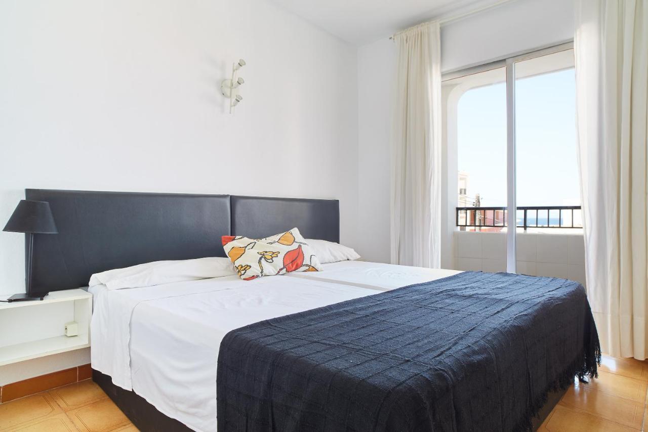 Apartamentos San Antonio Beach Eksteriør billede