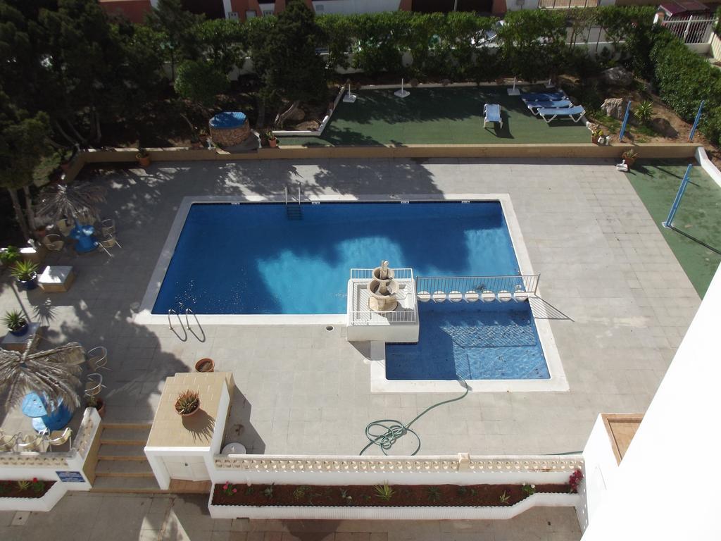 Apartamentos San Antonio Beach Eksteriør billede