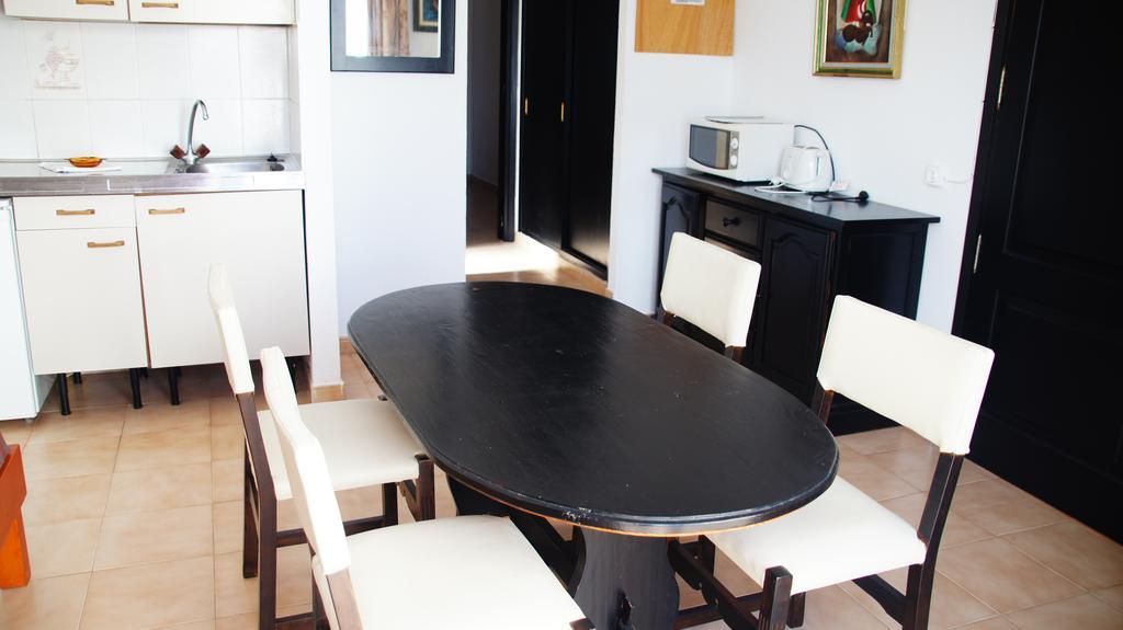 Apartamentos San Antonio Beach Eksteriør billede