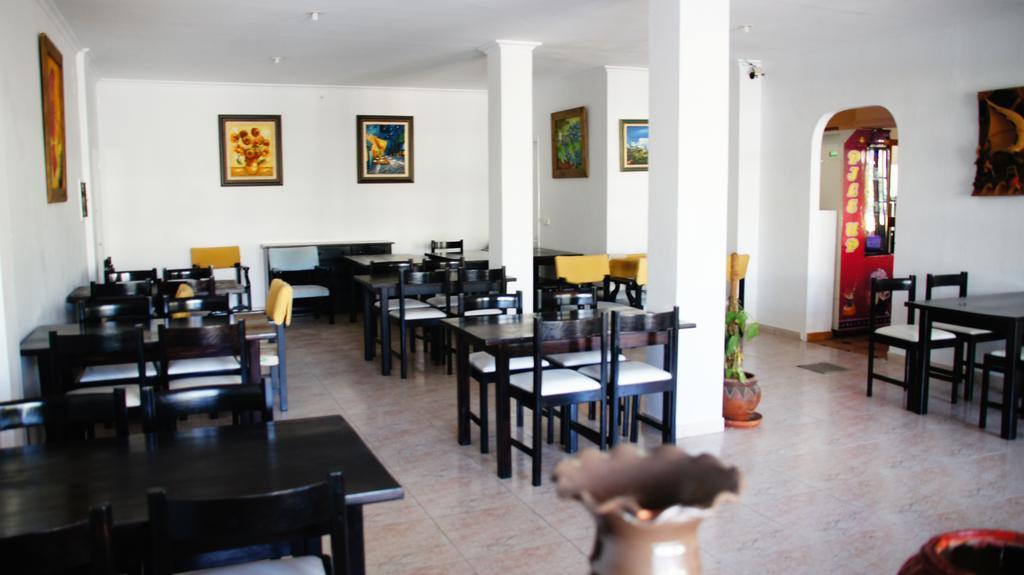 Apartamentos San Antonio Beach Eksteriør billede