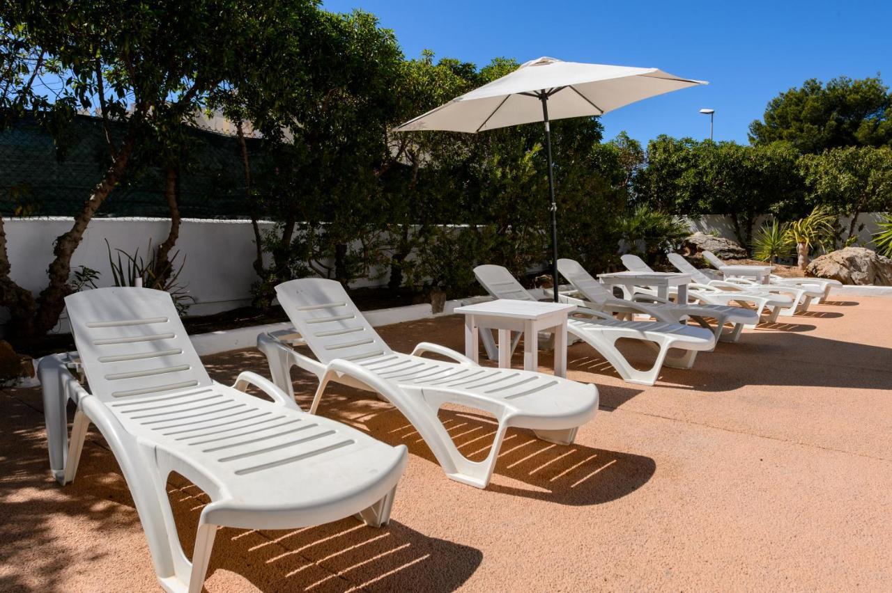 Apartamentos San Antonio Beach Eksteriør billede